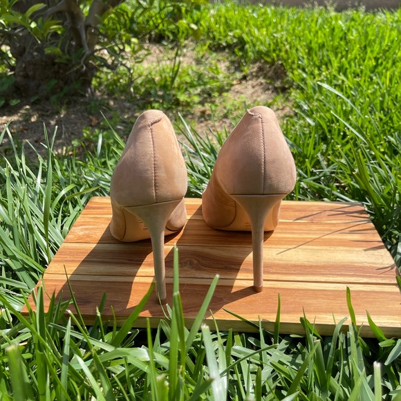 SCHUTZ Lou Pointed Toe Pump Women Nubuck  Pump size 7B NEW - Picture 15 of 16